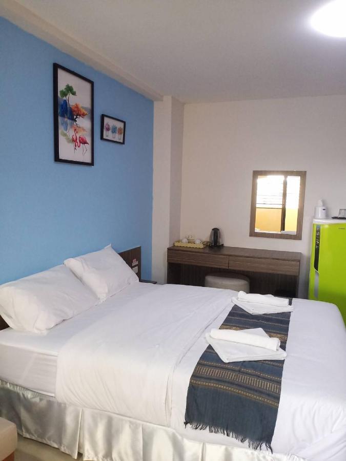 Ferienwohnung โสดาอพาร์ทเม้นท์​ Ban Lam Phak Kut Exterior foto